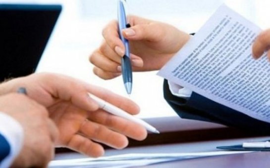 Heydərova məxsus olduğu iddia edilən şirkətə yarım milyonluq tender verilib