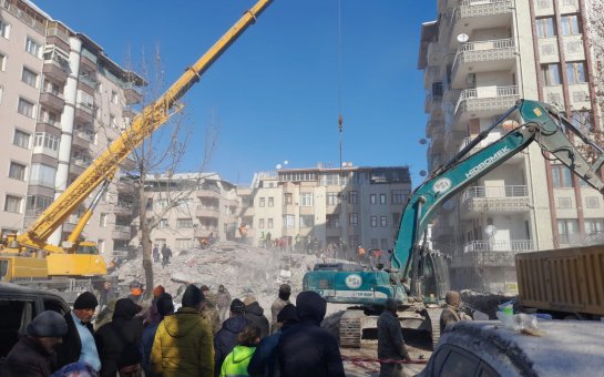 Türkiyədə zəlzələdən ölənlərin sayı 18 mini keçib