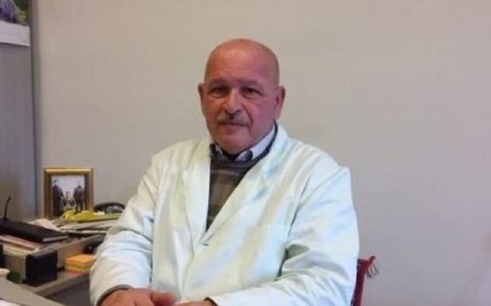 Yeniyetmənin ruhi xəstə olmadığını deyən baş həkim işdən çıxarılıb