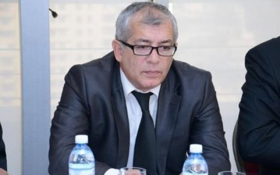 Vəkil Elçin Qəmbərov azadlığa buraxılıb