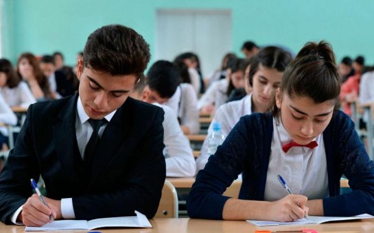 İmtahan nəticələrinə bir baxış: Mətnlər bizi niyə qorxudur?