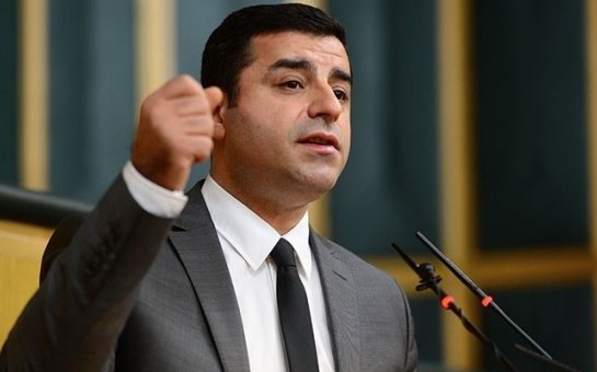 Demirtaş aktiv siyasətdən müvəqqəti getdi