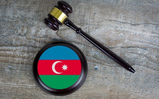 Səfirliyin 347 min vəsaitini qumara qoyan əməkdaşı həbs olundu