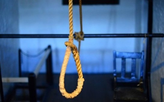 Daha bir qazi özünü öldürdü