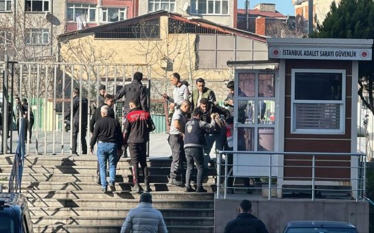 Türkiyədə məhkəmə binasına silahlı hücum: 2 ölü, 6 yaralı