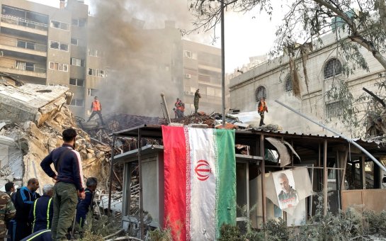 İranın Suriyadakı konsulluğu dağıdılıb, iki general həlak olub