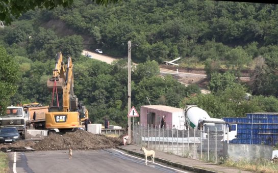 Ermənistan Azərbaycanla sərhəddə 3 metr hündürlüyündə təhlükəsizlik səddi çəkir